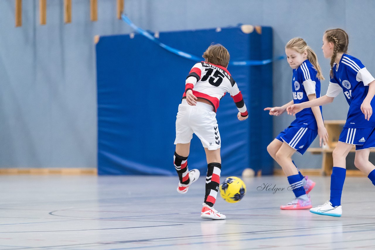 Bild 132 - wDJ NFV Futsalturnier